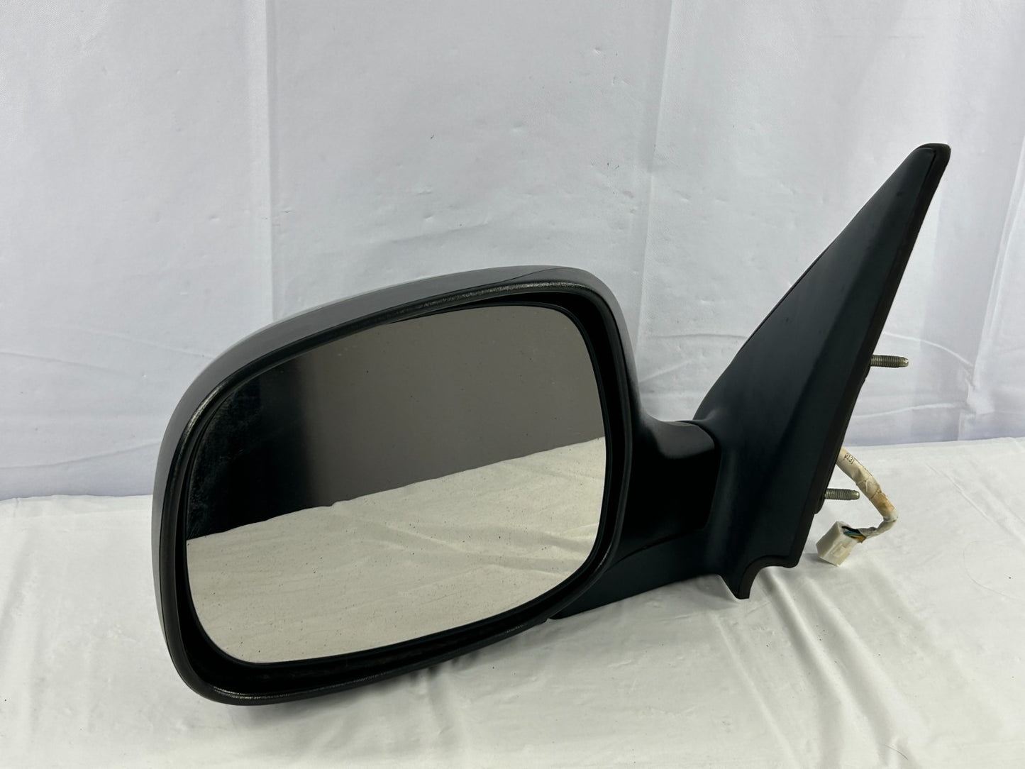 01-07 Toyota Sequoia Front Left Side View Door Mirror 5-Wire OEM 87940-0C070-B1