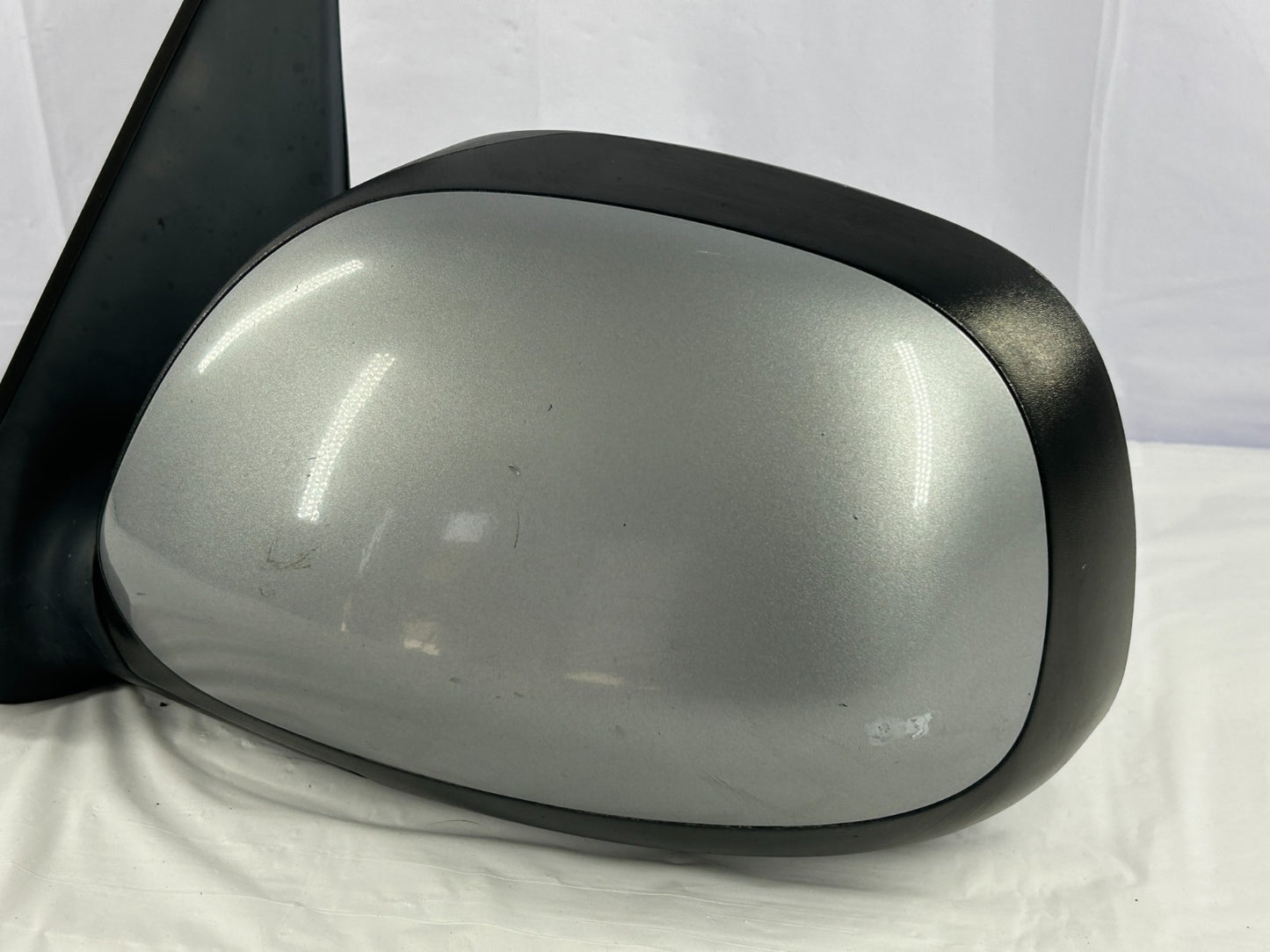 01-07 Toyota Sequoia Front Left Side View Door Mirror 5-Wire OEM 87940-0C070-B1