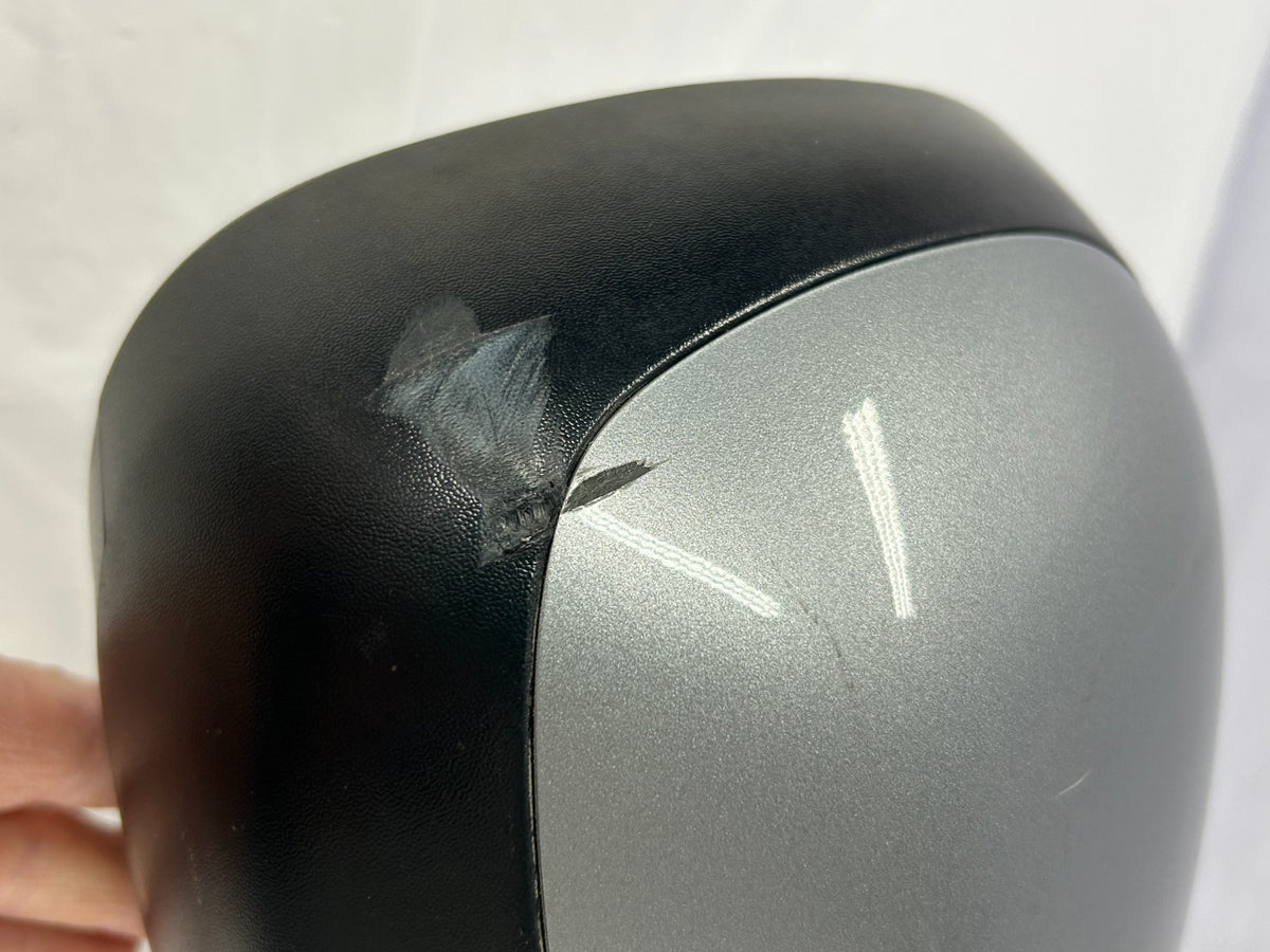 01-07 Toyota Sequoia Front Right Side View Door Mirror 5-Wire OEM 87910-0C060-B1