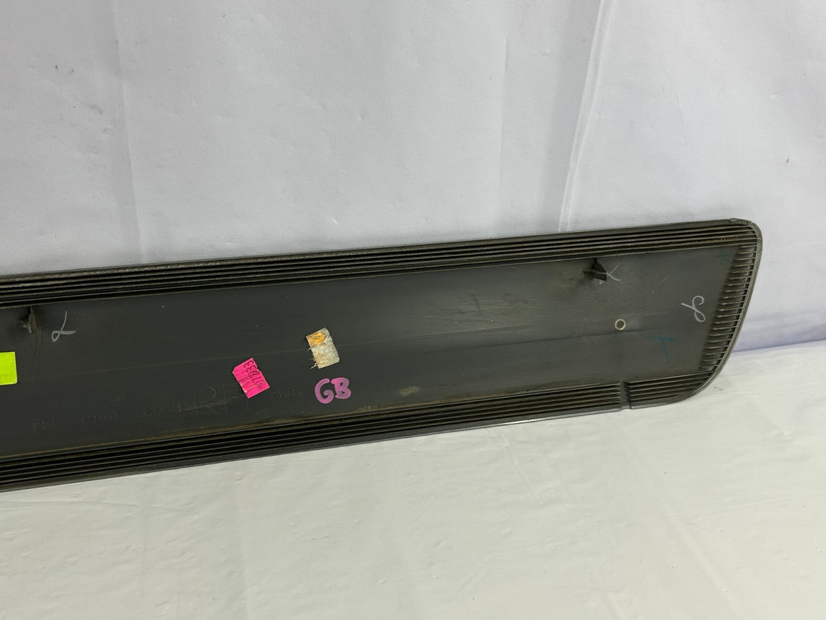 2001-2005 Toyota Sequoia Rear Right Side Door Moulding Silver OEM 75741-0C040-B1