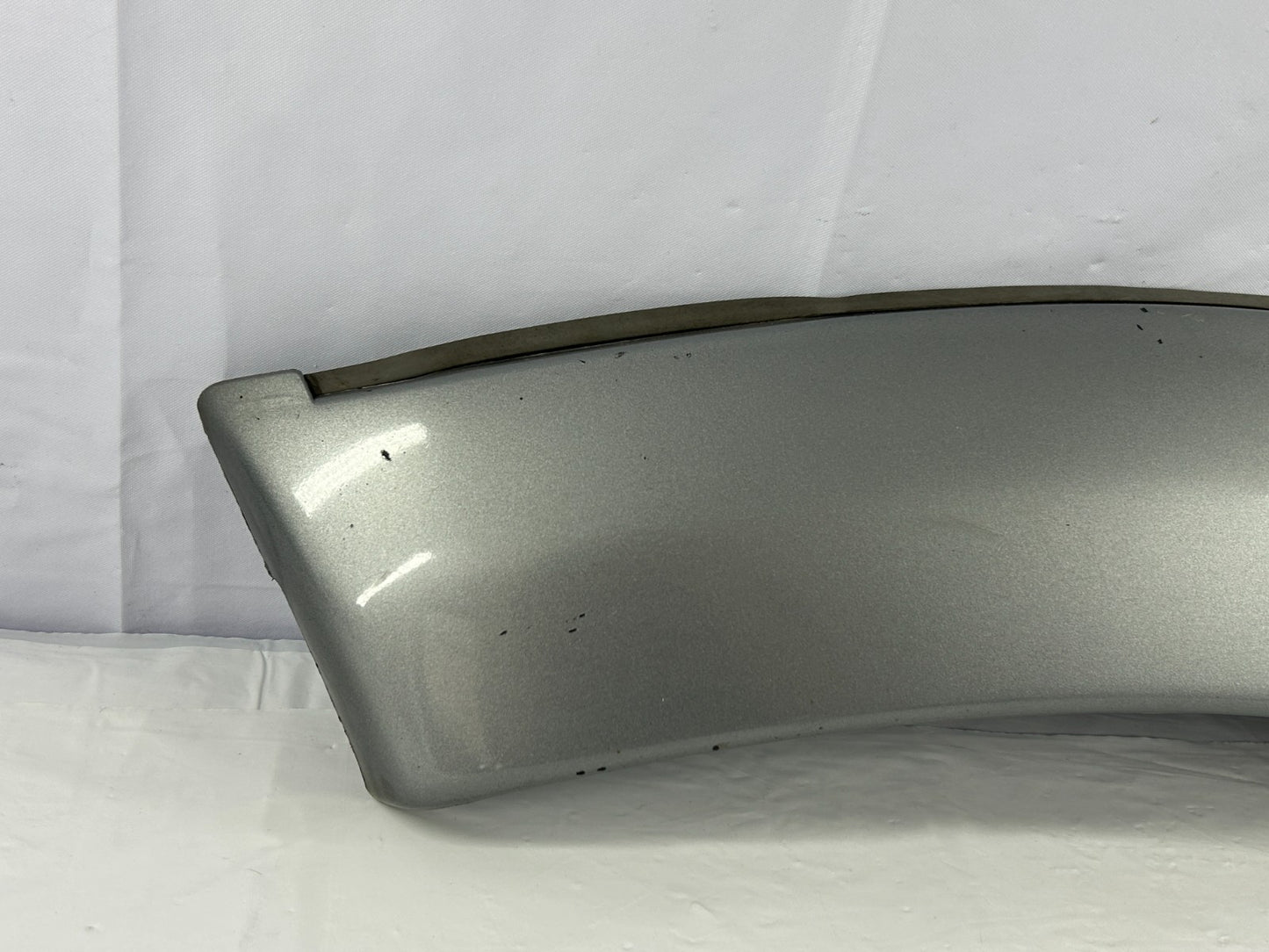 01-04 Toyota Sequoia Rear Left Door Fender Flare Molding Silver OEM 75746-0C900