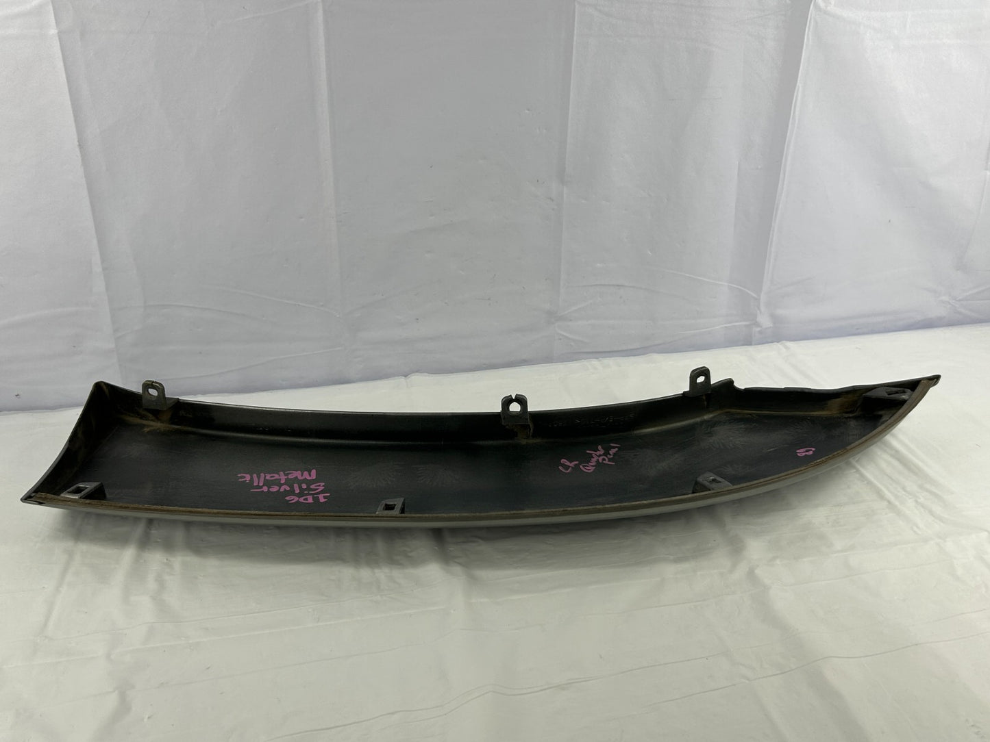01-04 Toyota Sequoia Rear Left Quarter Fender Flare Molding Trim OEM 75654-0C900