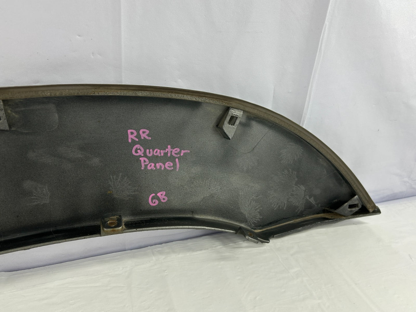 2001-2004 Toyota Sequoia Rear Right Quarter Fender Flare Molding OEM 75653-0C900