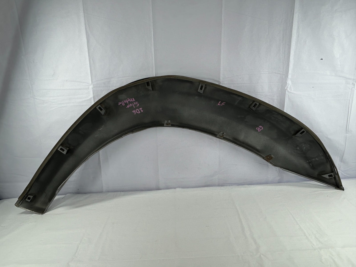 2001-2007 Toyota Sequoia Front Left Wheel Fender Flare Molding OEM 75612-0C901