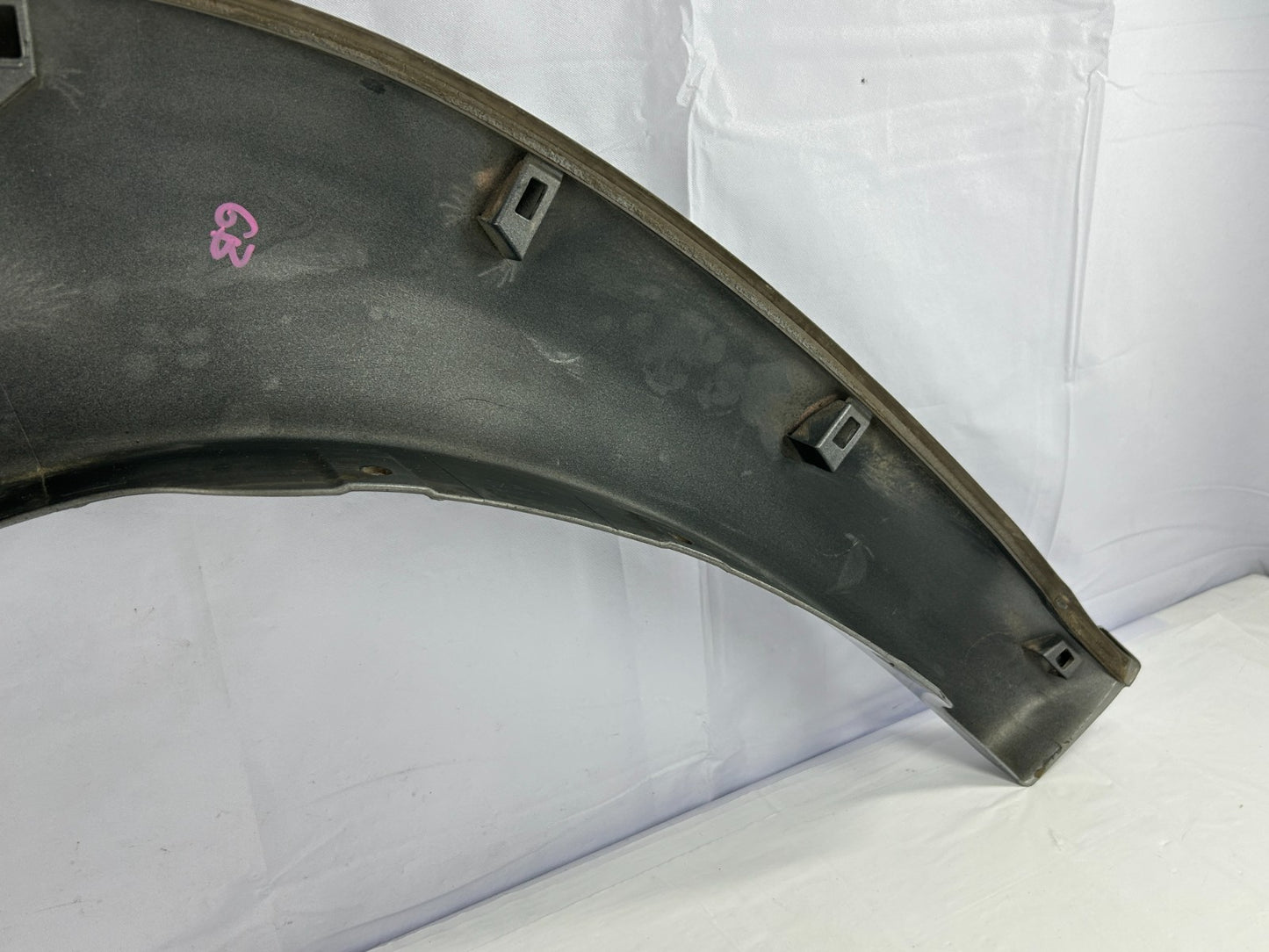 2001-2007 Toyota Sequoia Front Right Wheel Fender Flare Molding OEM 75611-0C901