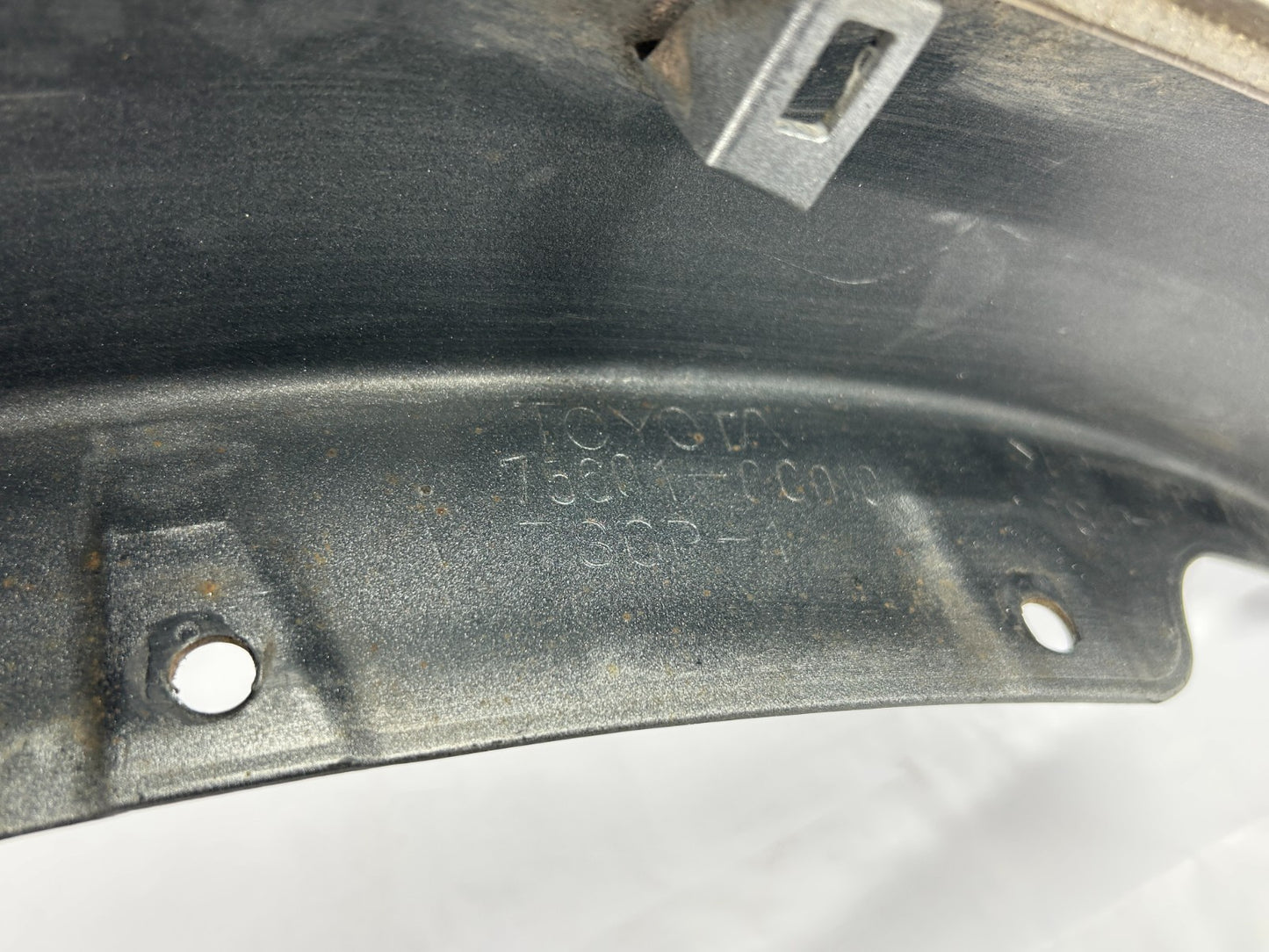 2001-2007 Toyota Sequoia Front Right Wheel Fender Flare Molding OEM 75611-0C901
