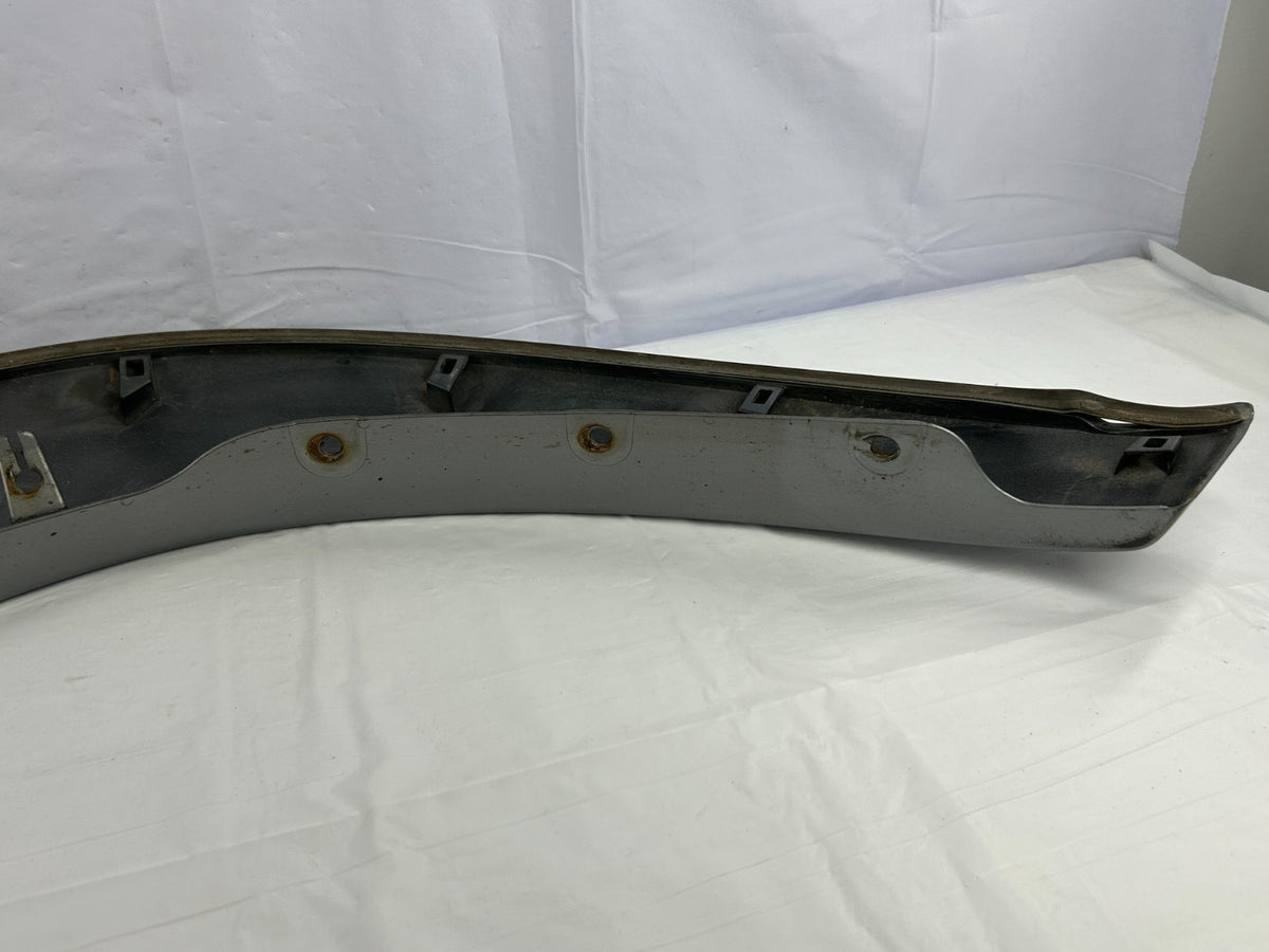 2001-2007 Toyota Sequoia Front Right Wheel Fender Flare Molding OEM 75611-0C901