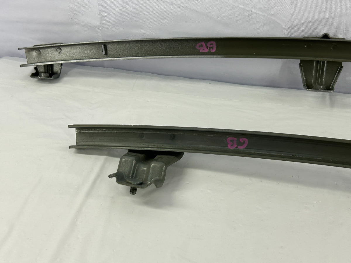 01-07 Toyota Sequoia Front LH Lower Door Guide Channel Rail Set OEM 67402-0C020