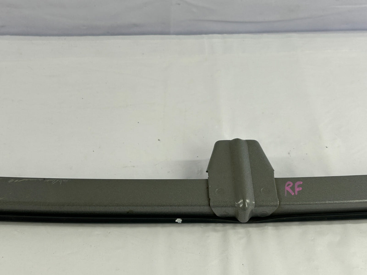 01-07 Toyota Sequoia Front RH Lower Door Guide Channel Rail Set OEM 67401-0C020