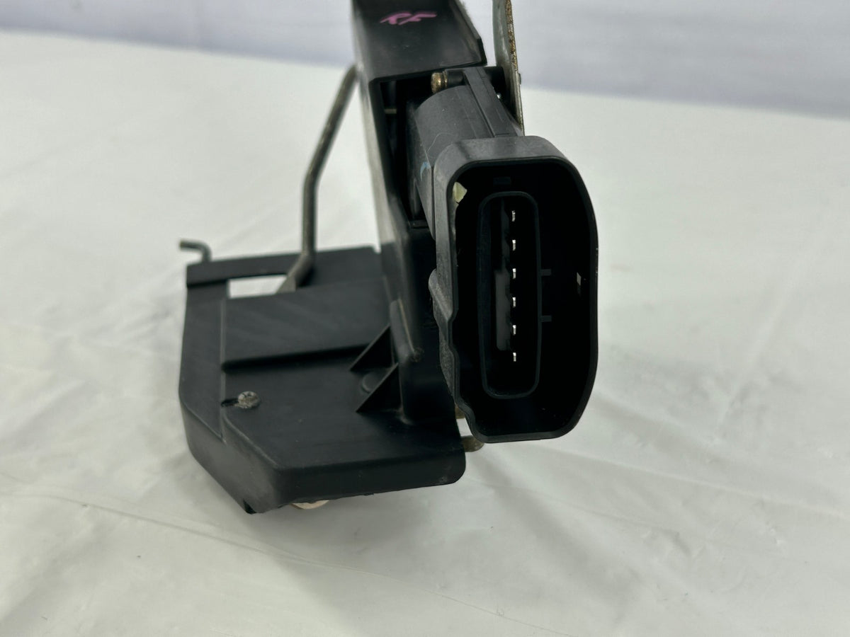 2001-2007 Toyota Sequoia Front Right Door Lock Latch Actuator OEM 69030-0C021