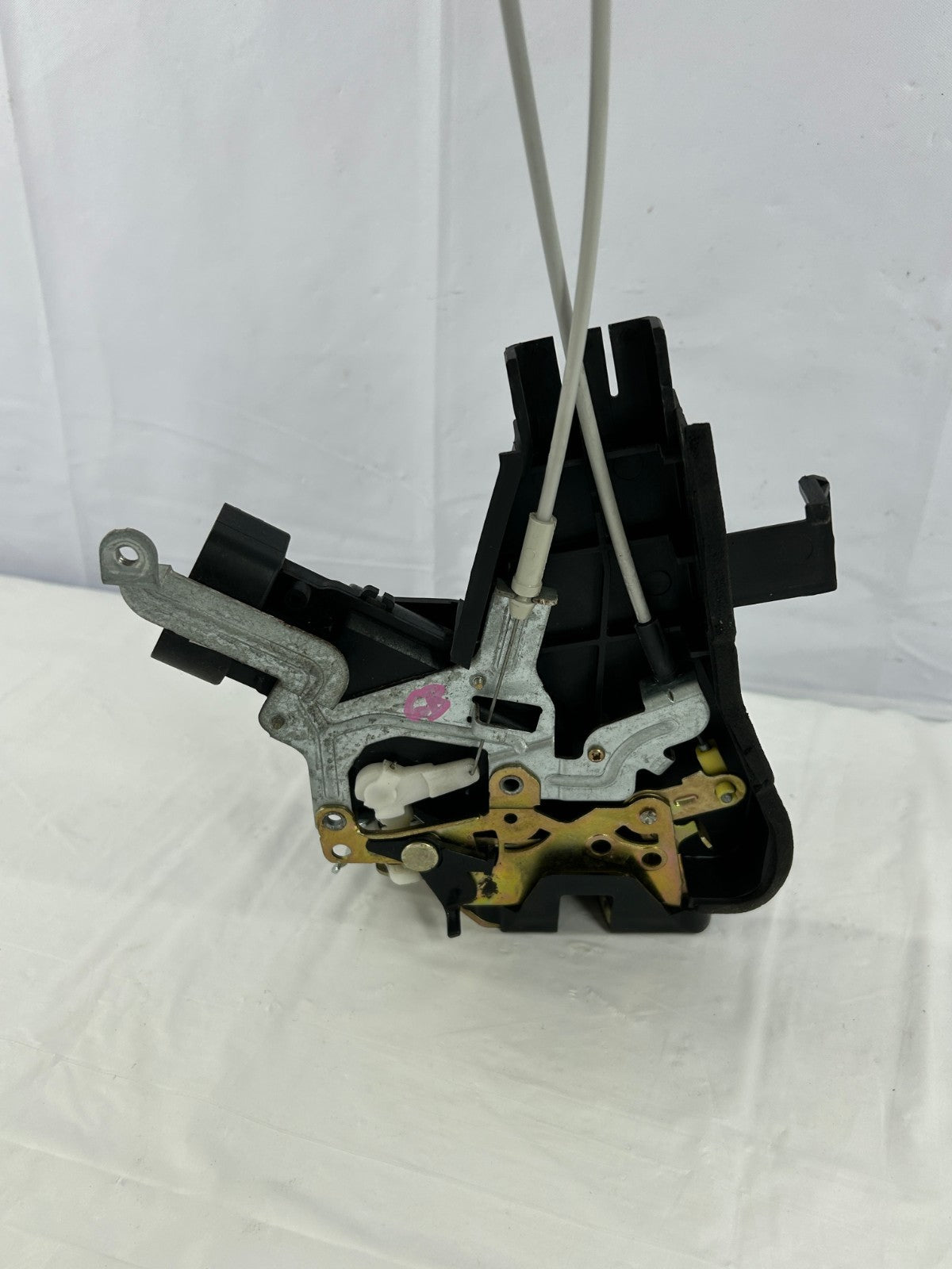 2001-2007 Toyota Sequoia Rear Right Door Lock Latch Actuator OEM 69050-0C010