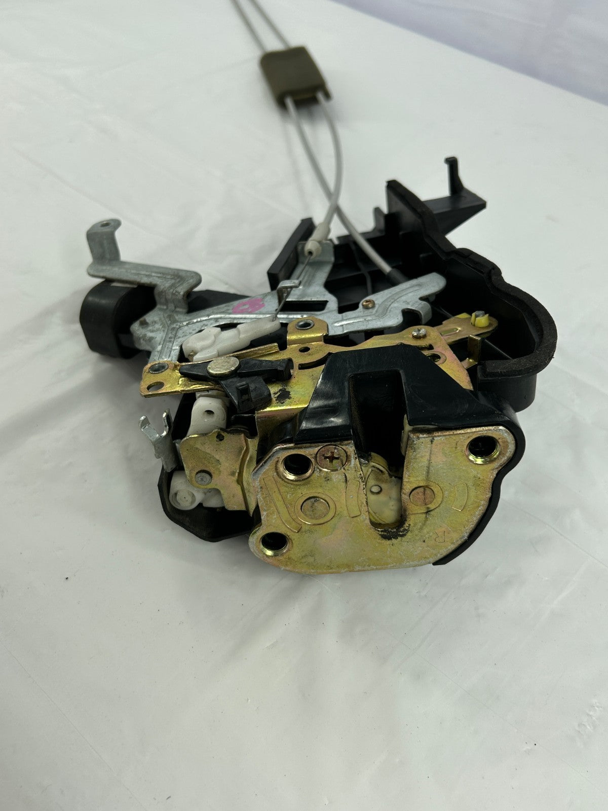 2001-2007 Toyota Sequoia Rear Right Door Lock Latch Actuator OEM 69050-0C010