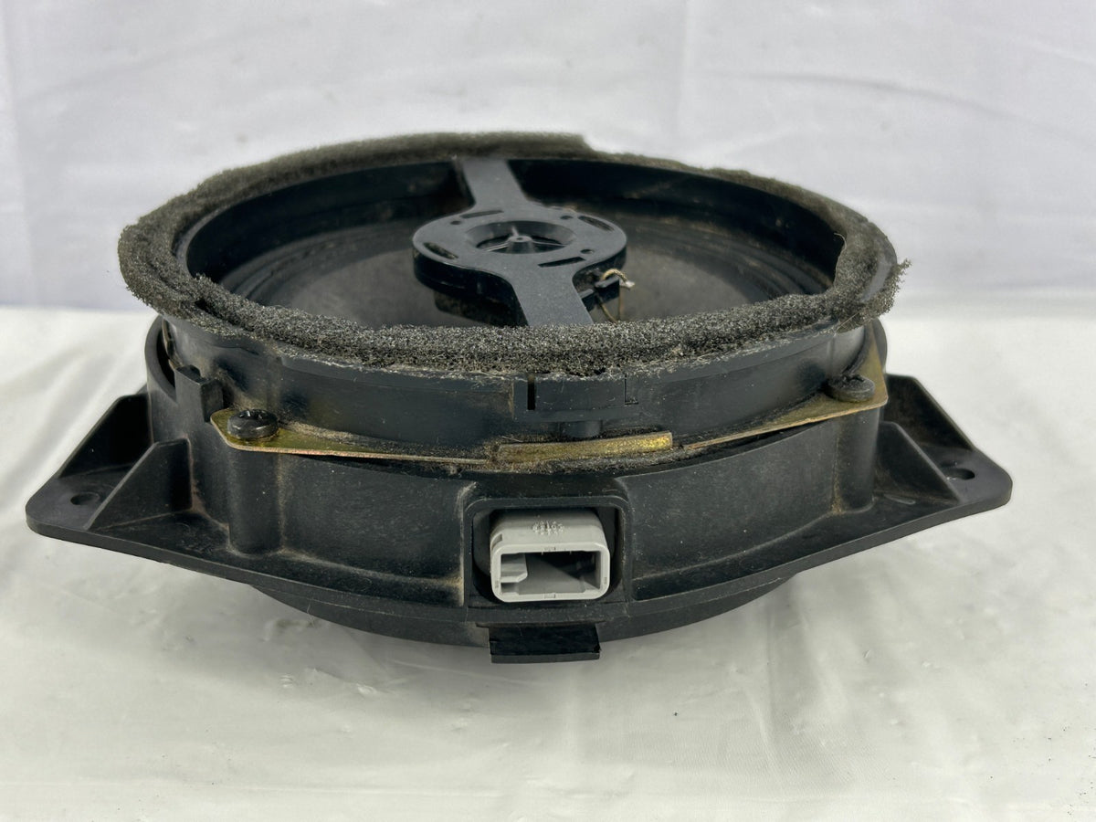 01-07 Toyota Sequoia Rear Left Door JBL Upgrade Audio Speaker OEM 86160-AF090