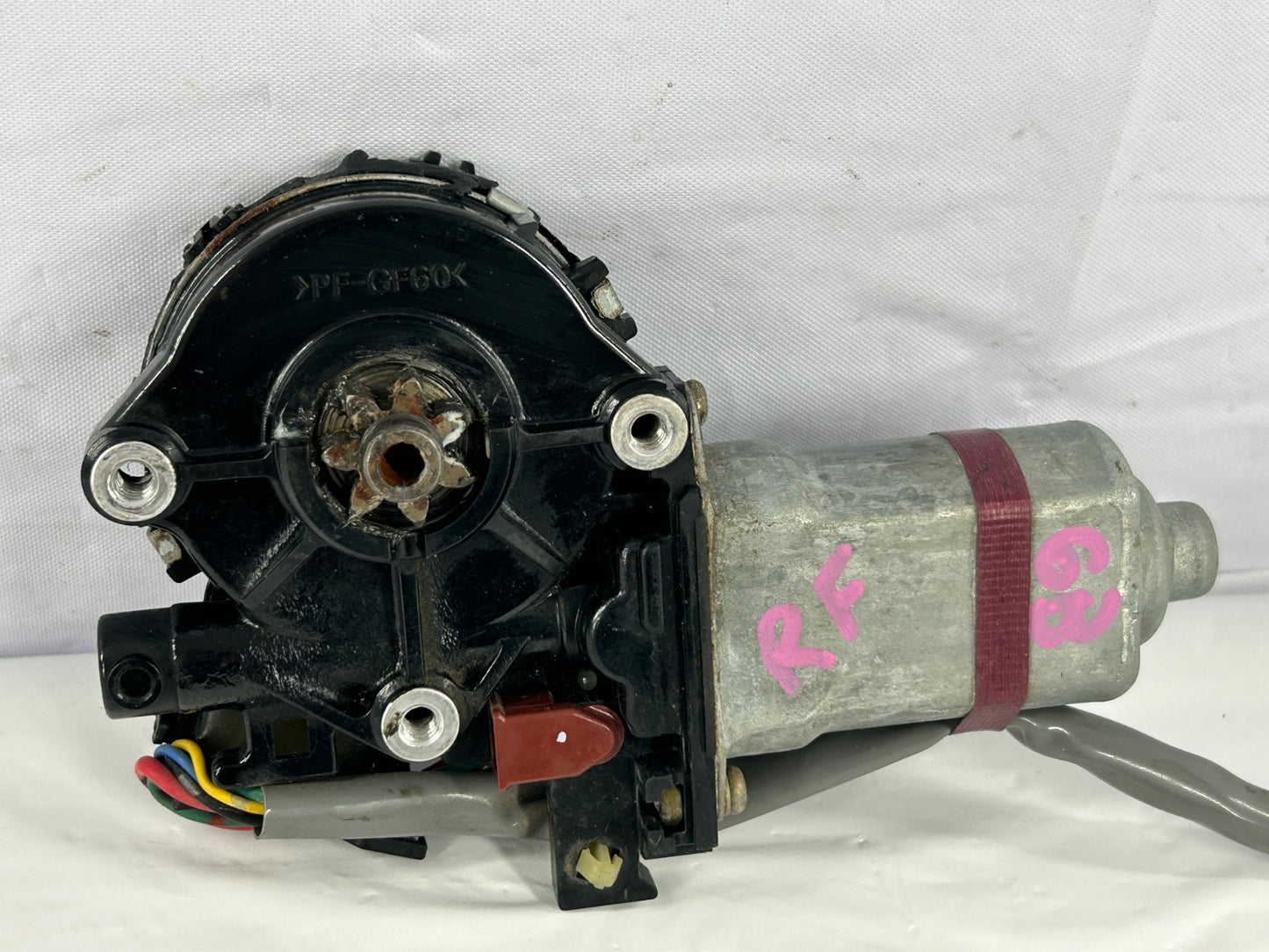 2001-2007 Toyota Sequoia Front Right Door Power Window Motor OEM 85710-34030