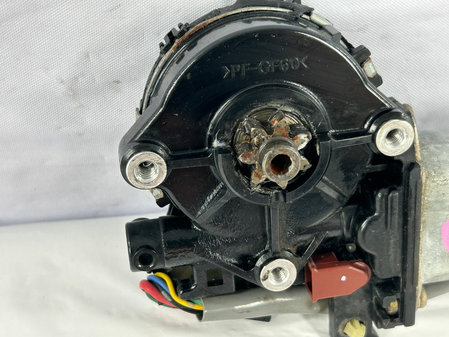 2001-2007 Toyota Sequoia Front Right Door Power Window Motor OEM 85710-34030