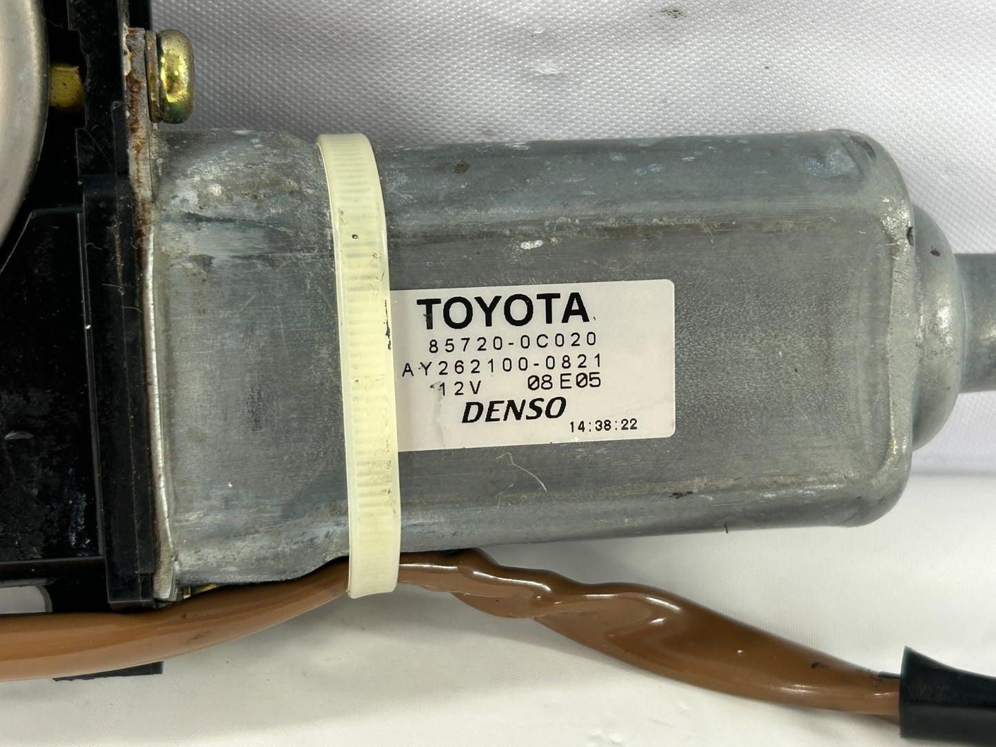 2001-2007 Toyota Sequoia Rear Right Side Door Power Window Motor 85720-0C020