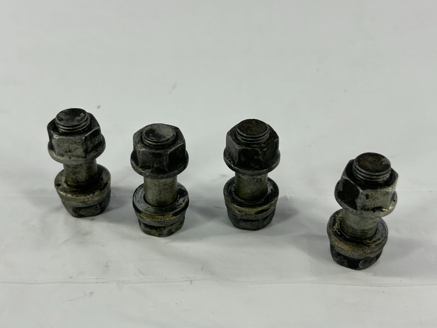 2001-2007 Toyota Sequoia Driveshaft Propeller Flange Bolts Nuts OEM 90080-10294