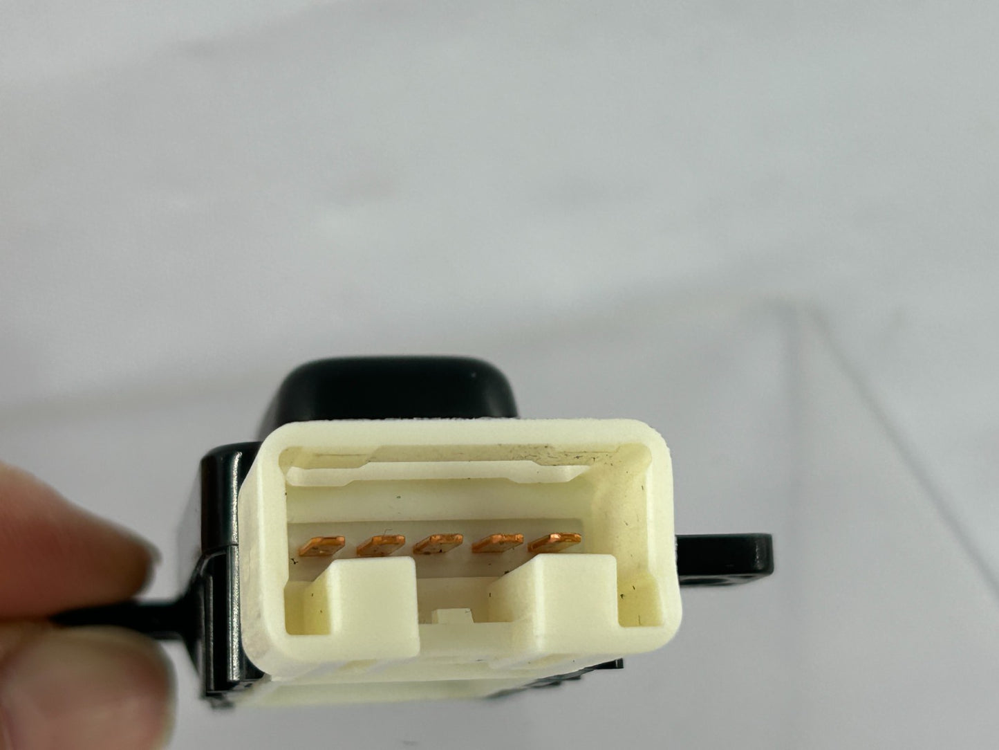 2008-2013 Toyota Highlander Front Left Power Seat Lumbar Switch OEM 849200E010C0