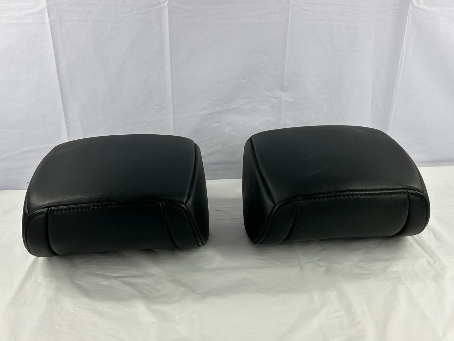 2009-2011 Honda Pilot Front Seat Headrest Pair Black Leather OEM 81140SZAA41ZA