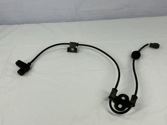 2000-2006 Subaru Outback Front Right Side ABS Wheel Speed Sensor OEM 27540AE000