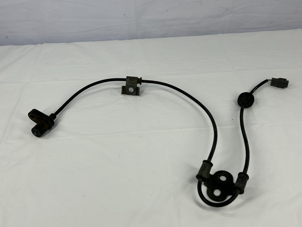 2000-2006 Subaru Outback Front Right Side ABS Wheel Speed Sensor OEM 27540AE000