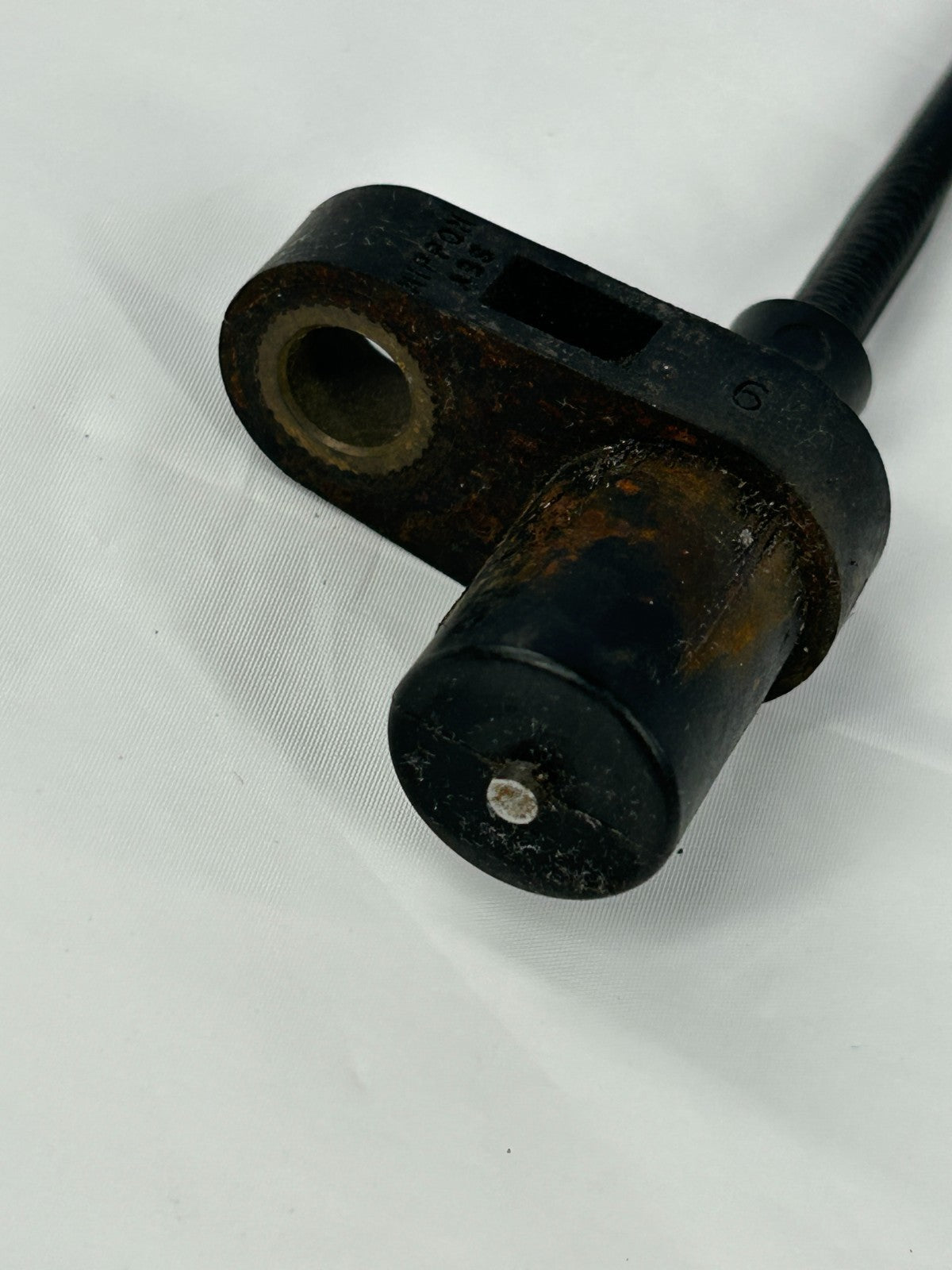 2000-2006 Subaru Outback Front Right Side ABS Wheel Speed Sensor OEM 27540AE000