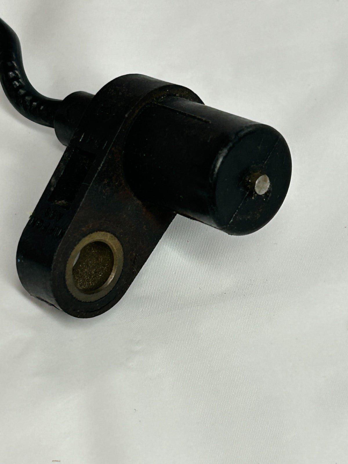 2000-2006 Subaru Legacy Front Right Side ABS Wheel Speed Sensor OEM 27540AE000