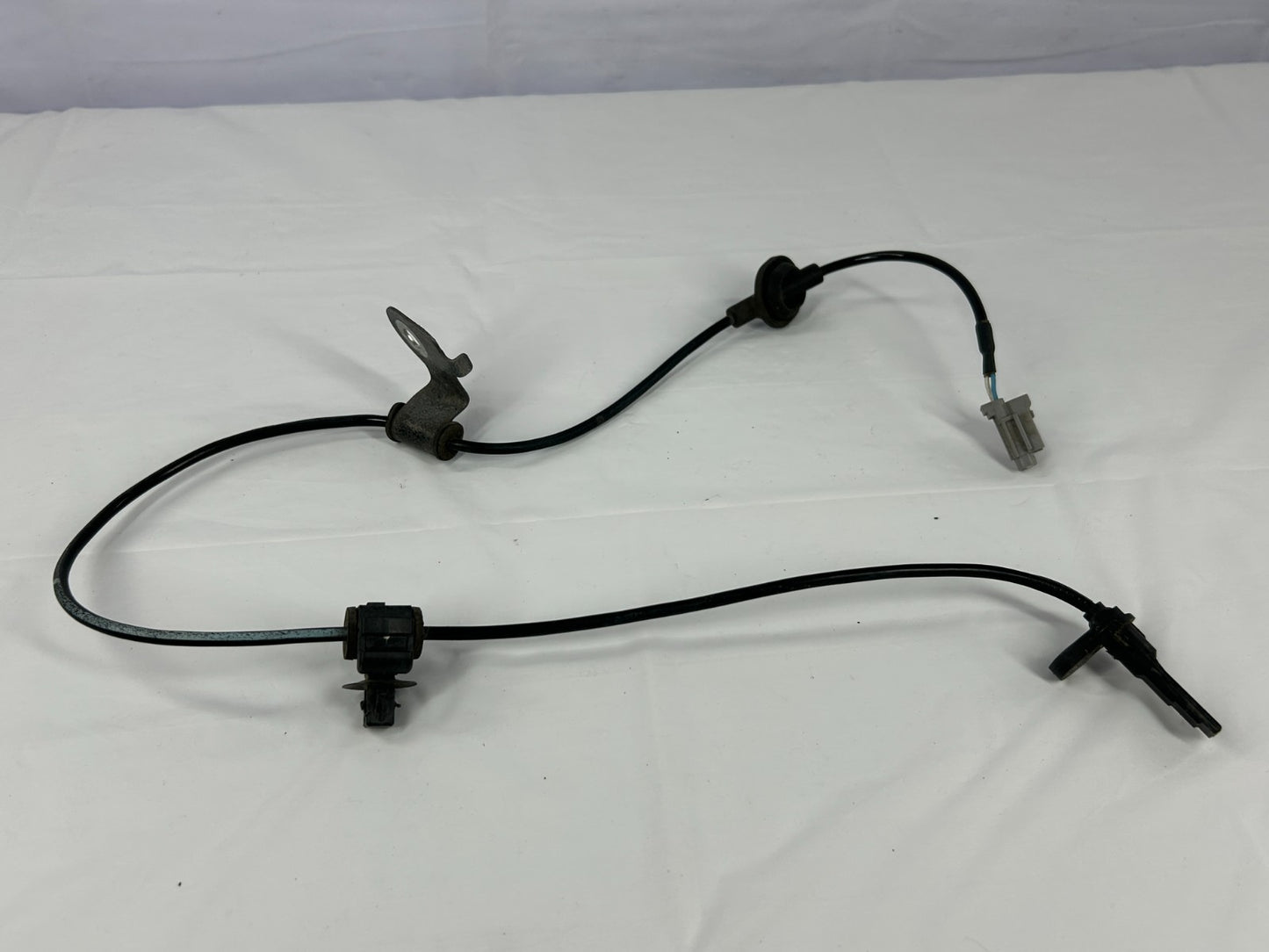 2014-2018 Subaru Forester Front Right Side ABS Wheel Speed Sensor OEM 27540SG000