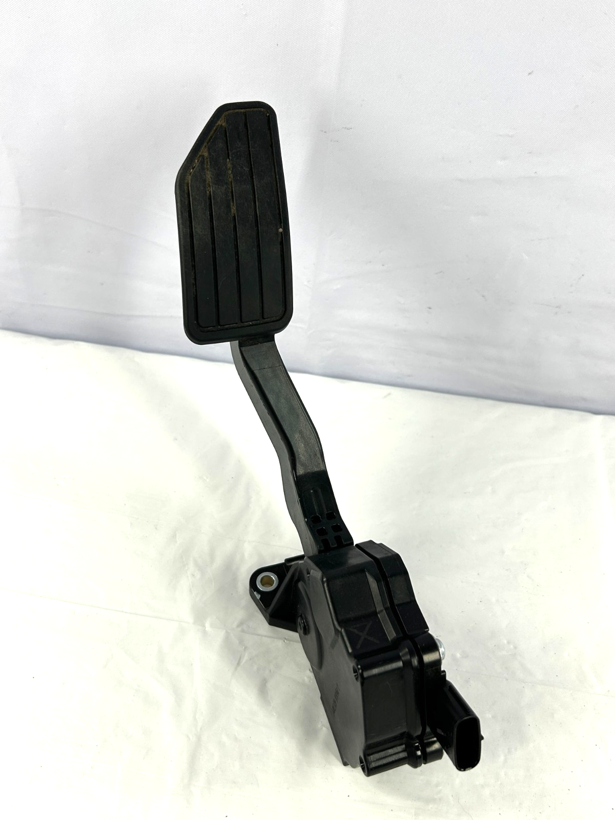 2019-2025 Subaru Forester Gas Throttle Accelerator Pedal OEM 36010FL022