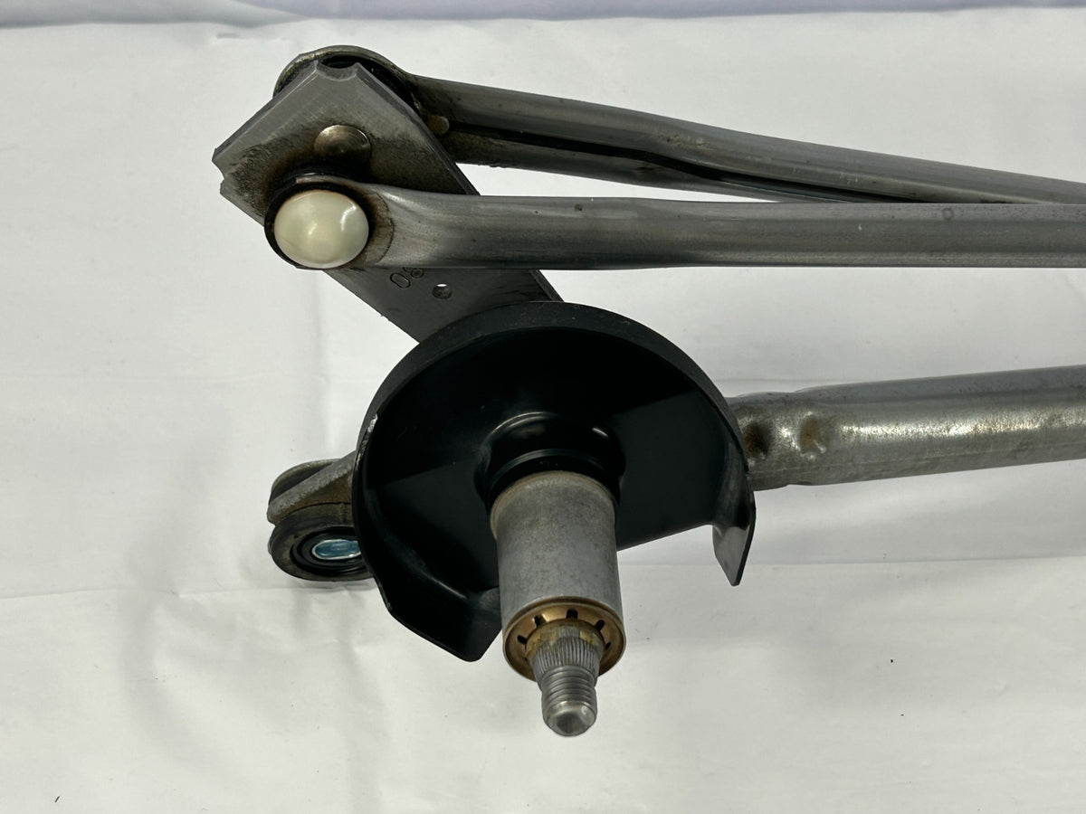 2019-2021 Subaru Forester Front Windshield Wiper Linkage Motor OEM 86511SJ010