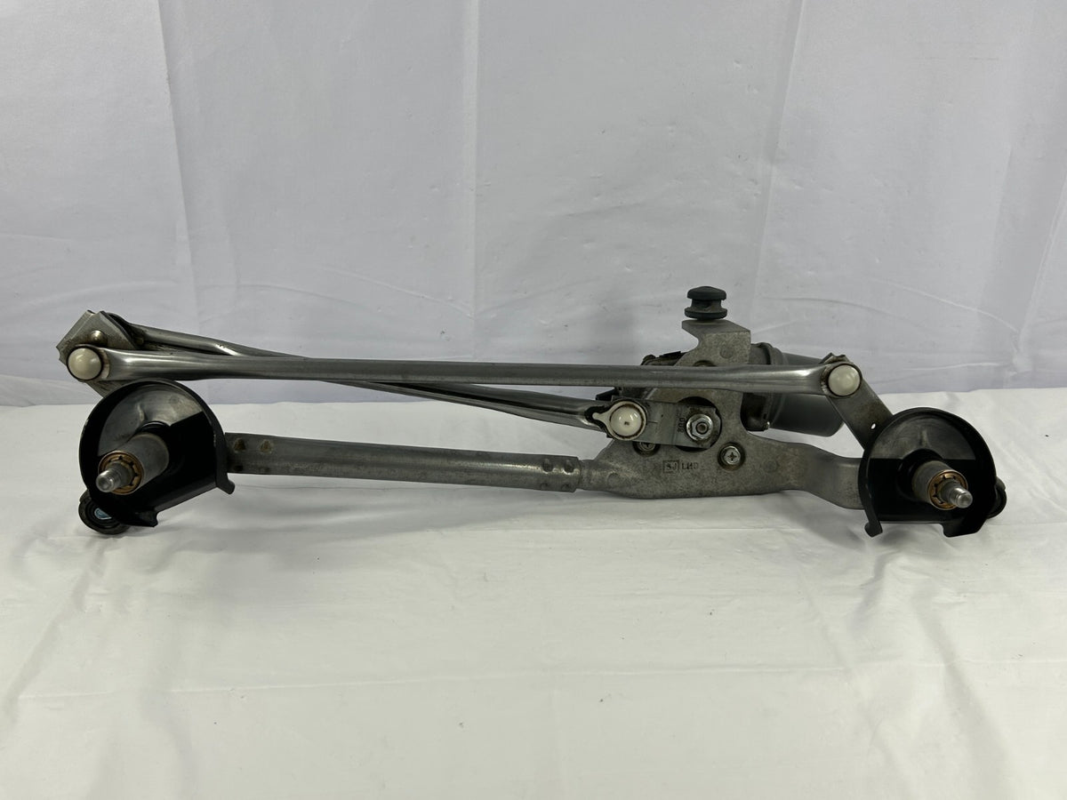 2019-2021 Subaru Forester Front Windshield Wiper Linkage Motor OEM 86511SJ010