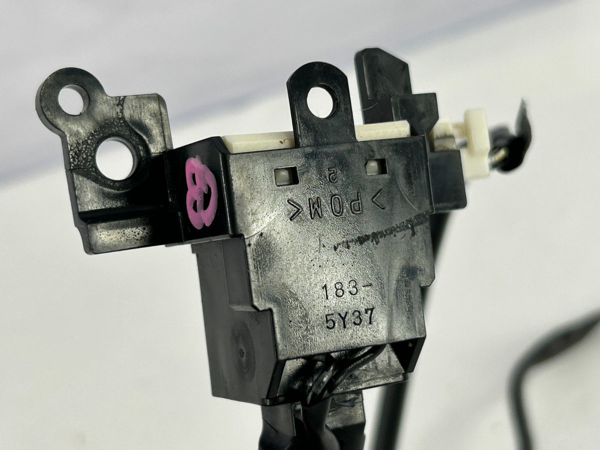 2002-2005 Toyota 4Runner Steering Wheel Cruise Control Switch OEM 84632-34010