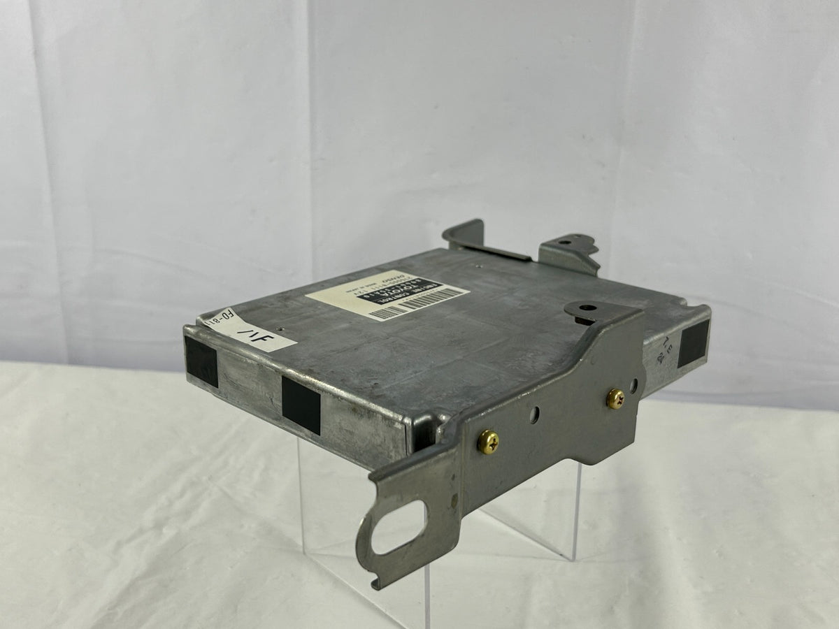 2003-2005 Toyota 4Runner ECU ECM Engine Computer Control Module OEM 89661-35A10