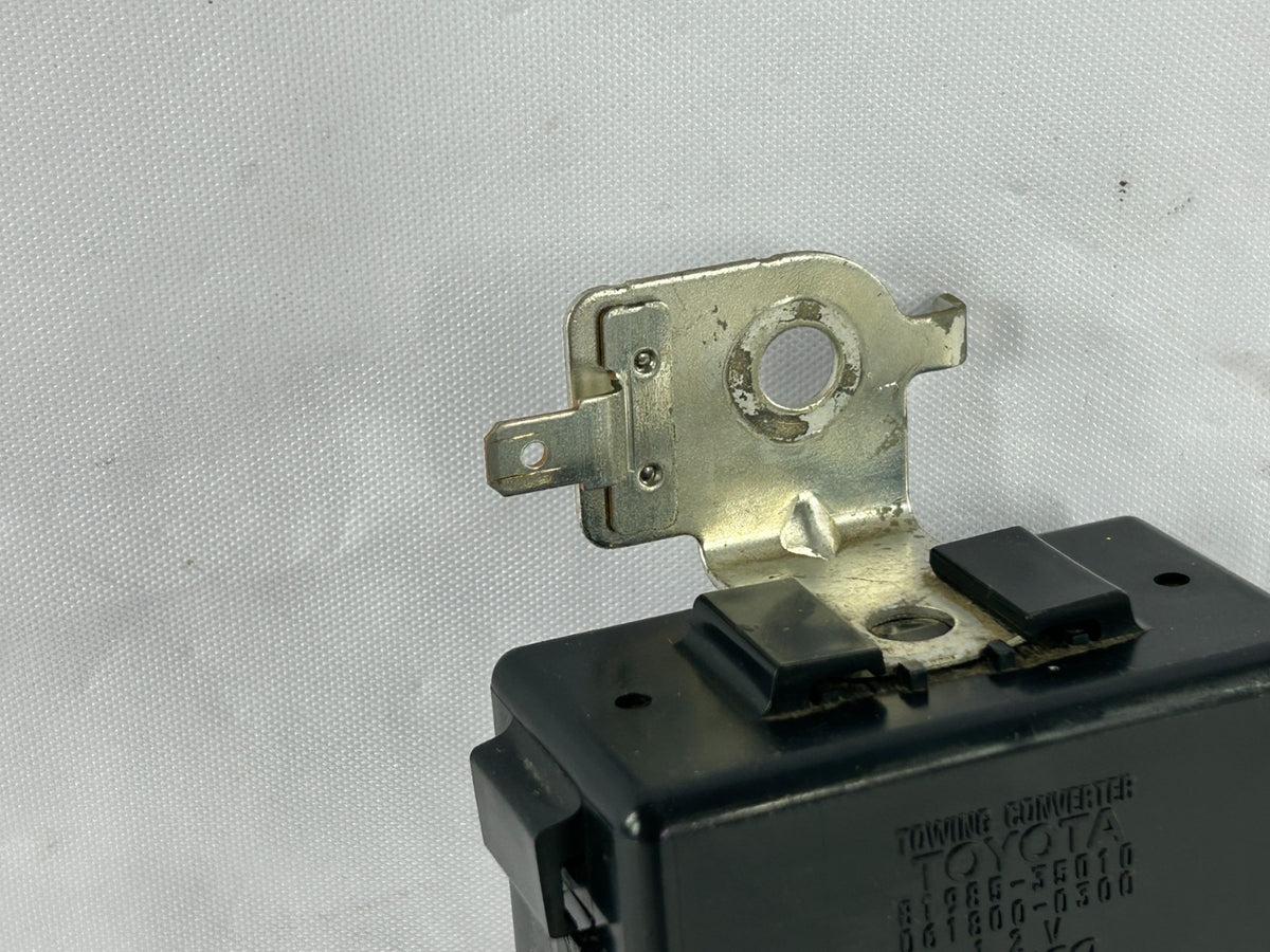 2003-2009 Toyota 4Runner Towing Converter Control Relay Module OEM 81985-35010