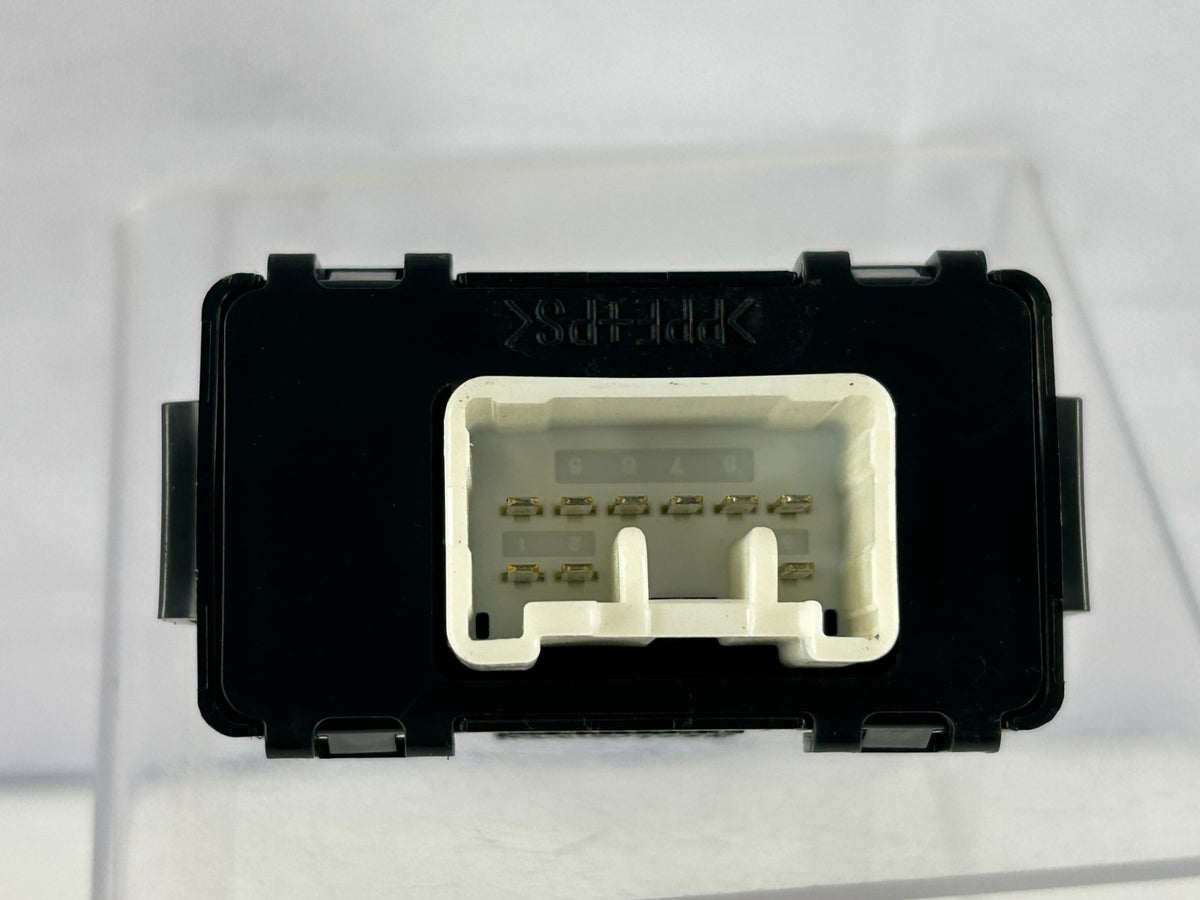 2003-2009 Toyota 4Runner Towing Converter Control Relay Module OEM 81985-35010