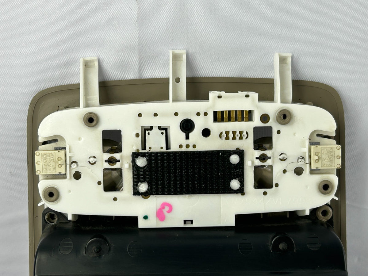 03-09 Toyota 4Runner Overhead Console Dome Light Sunroof Switch 63670-0W020-E0