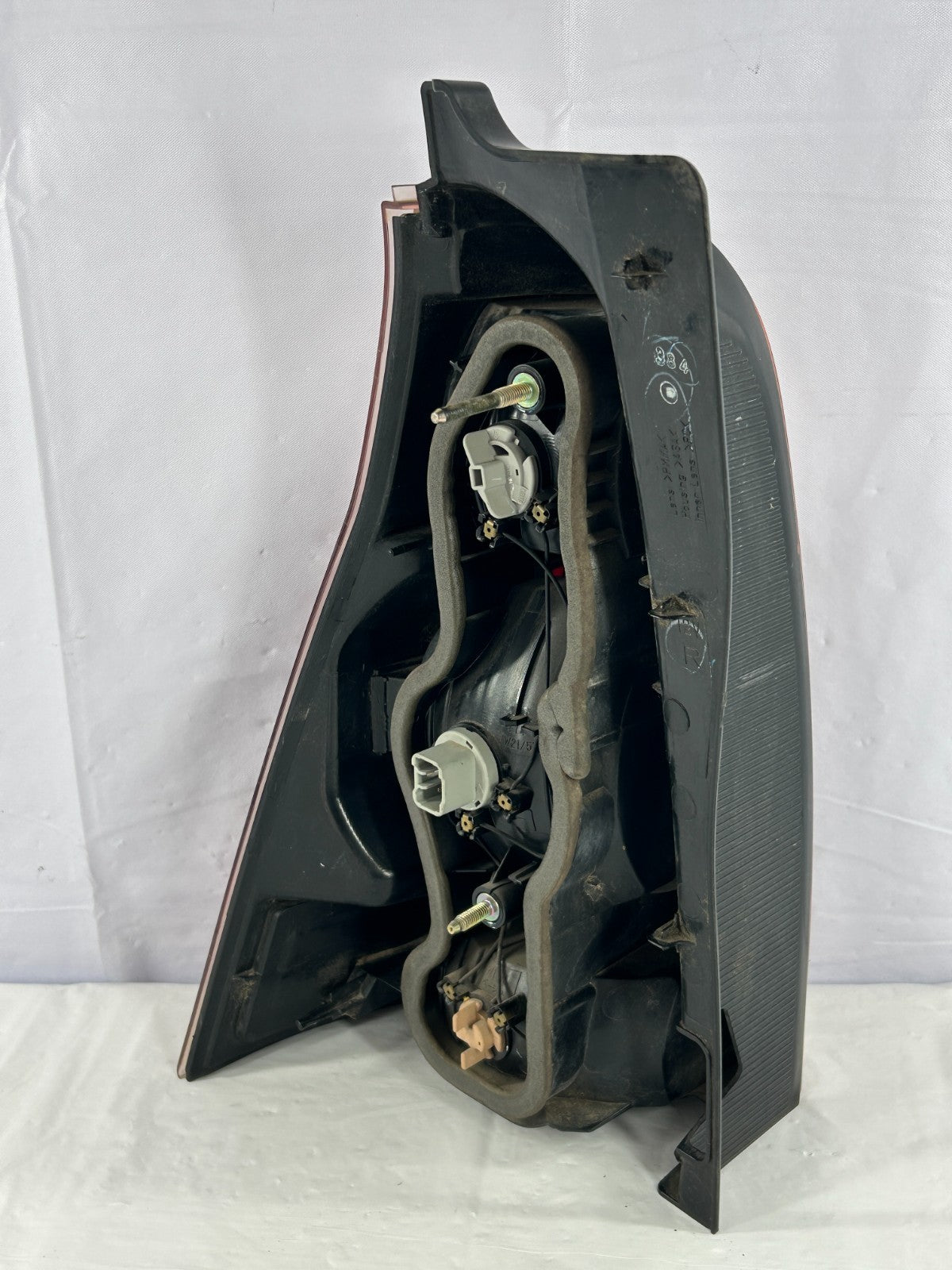2003-2005 Toyota 4Runner Rear Right Tail Light Taillight Lamp OEM 81551-35310
