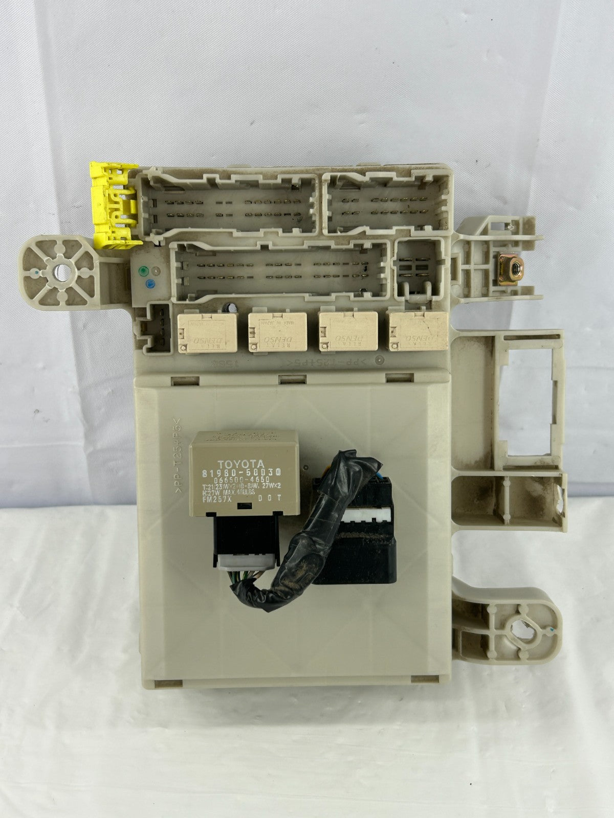 2003-2005 Toyota 4Runner Interior Junction Block Fuse Relay Box OEM 82730-35350