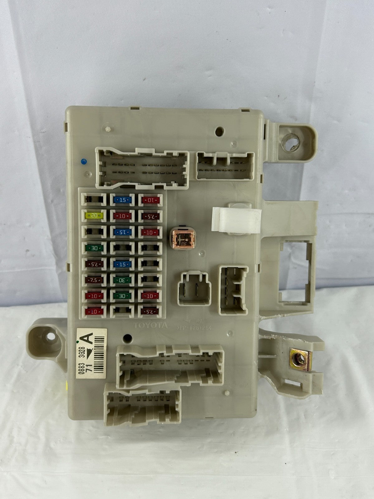2003-2005 Toyota 4Runner Interior Junction Block Fuse Relay Box OEM 82730-35350