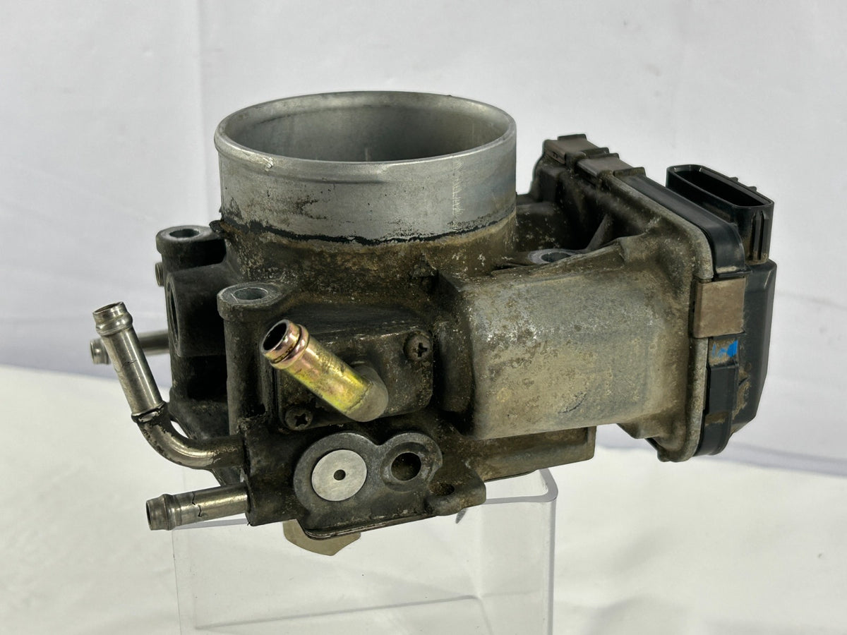 2003-2005 Toyota 4Runner 4.7L V8 Fuel Injection Throttle Body OEM 22030-50170