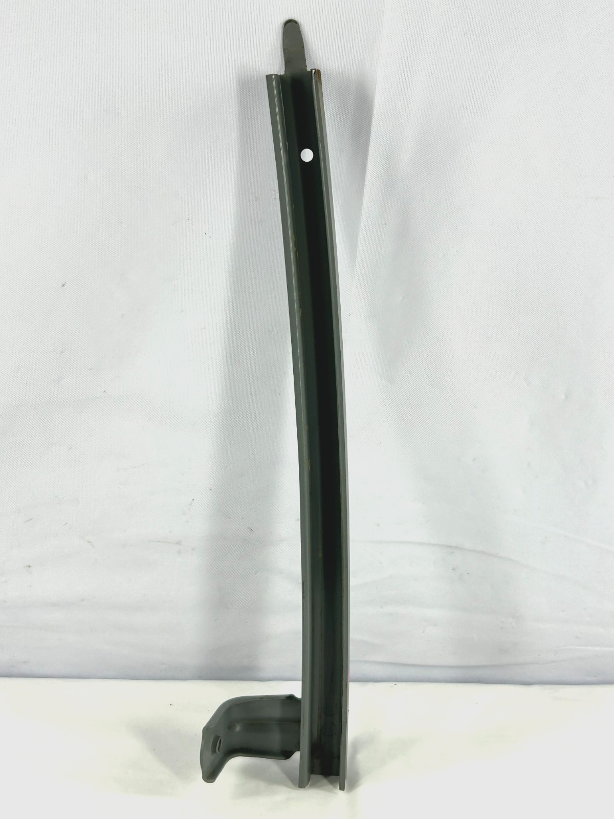 03-09 Toyota 4Runner Front Left Driver Door Window Glass Guide OEM 68162-35060