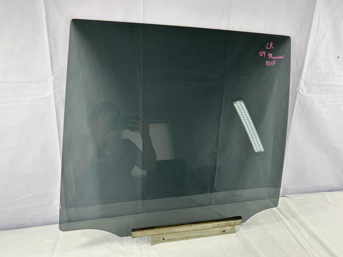 2003-2009 Toyota 4Runner Rear Left Driver Side Door Window Glass OEM 68114-35100