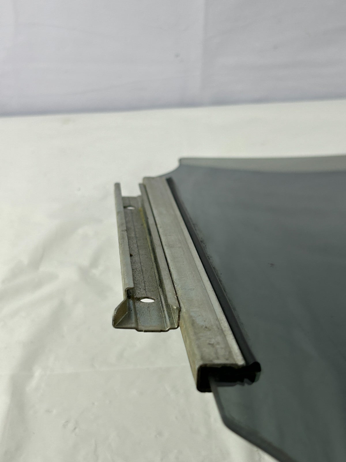 2003-2009 Toyota 4Runner Rear Left Driver Side Door Window Glass OEM 68114-35100