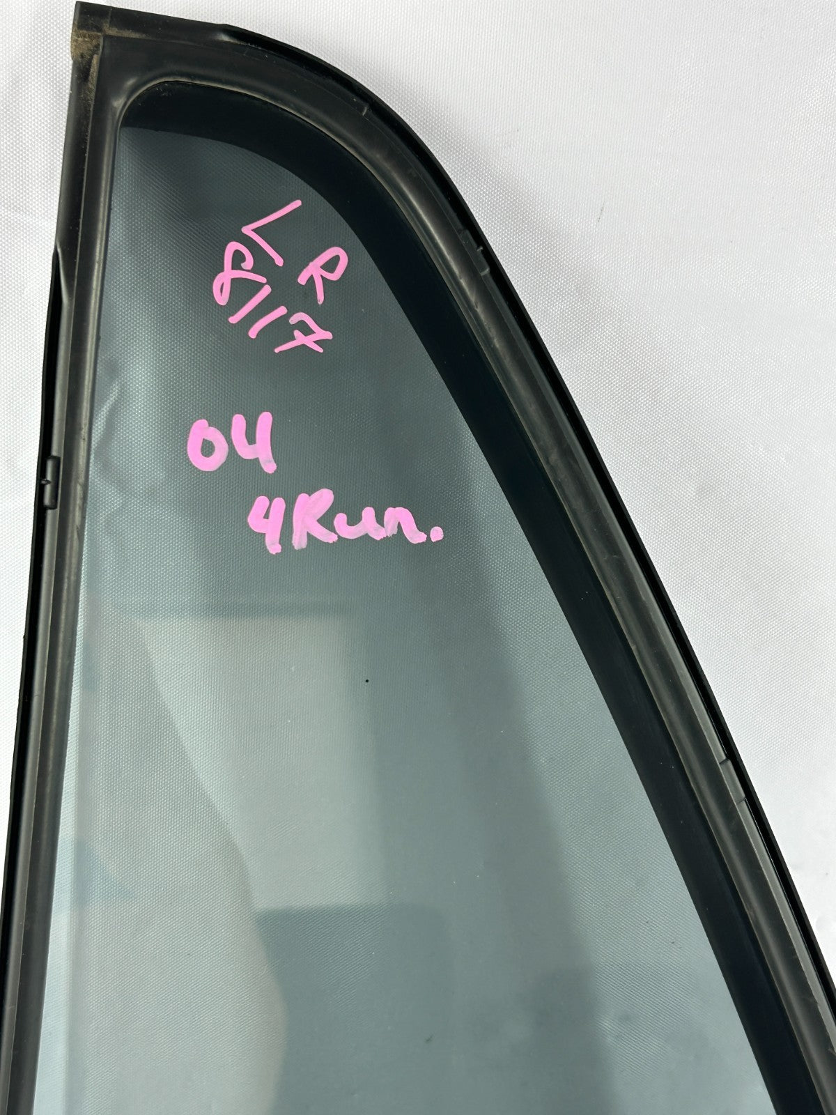 03-09 Toyota 4Runner Rear Left Door Quarter Window Vent Glass OEM 68124-35060