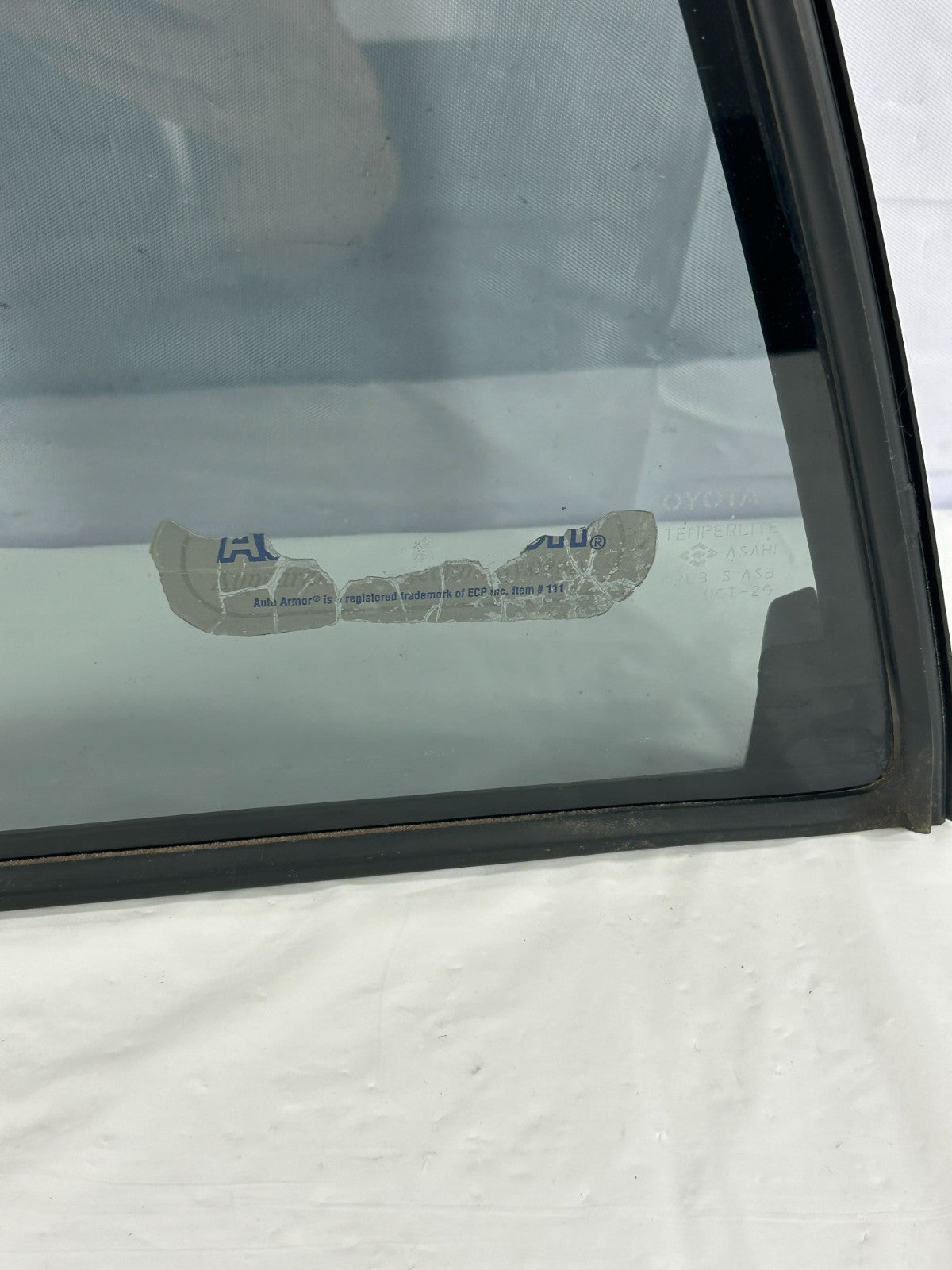 03-09 Toyota 4Runner Rear Left Door Quarter Window Vent Glass OEM 68124-35060