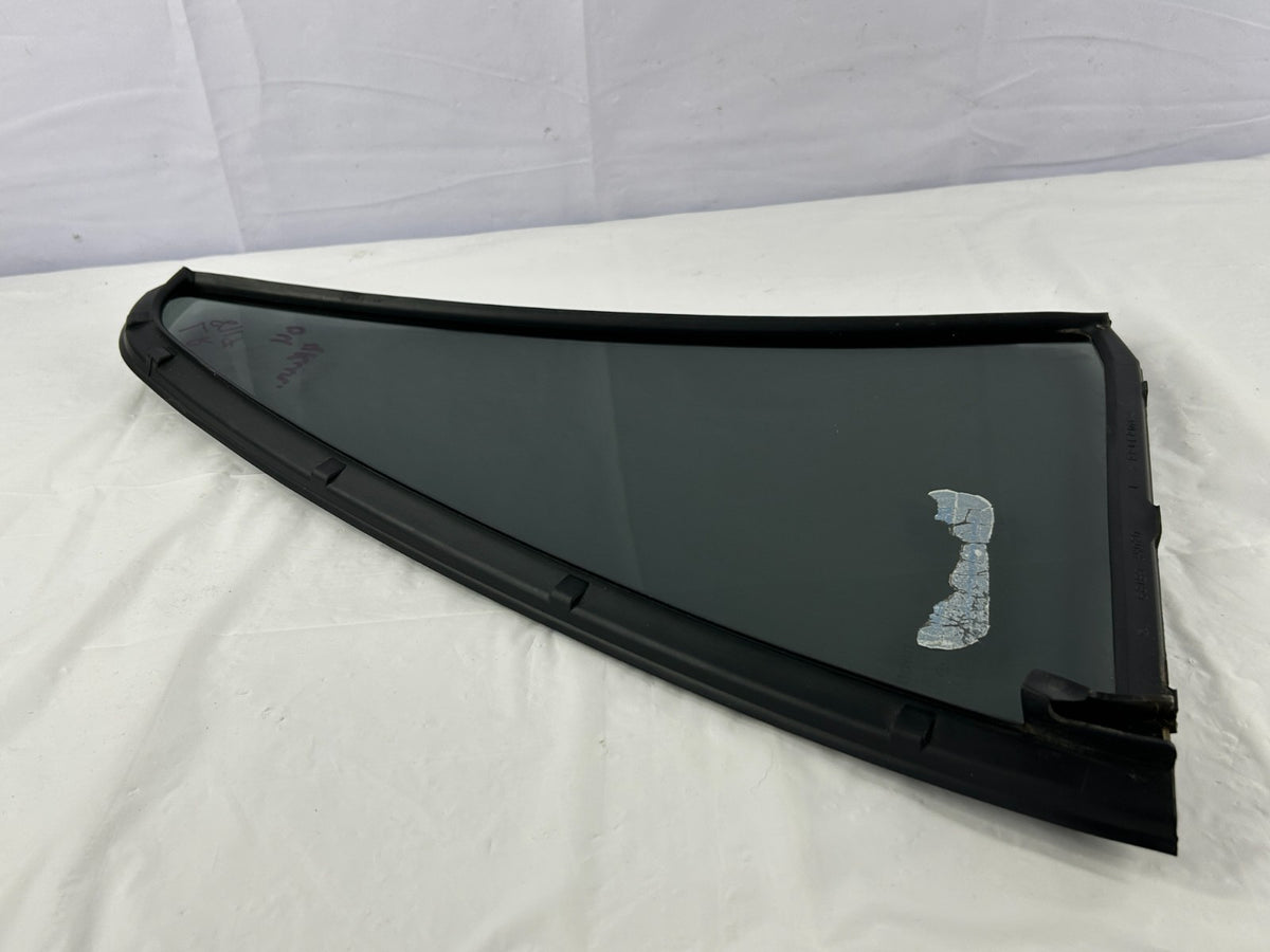 03-09 Toyota 4Runner Rear Left Door Quarter Window Vent Glass OEM 68124-35060