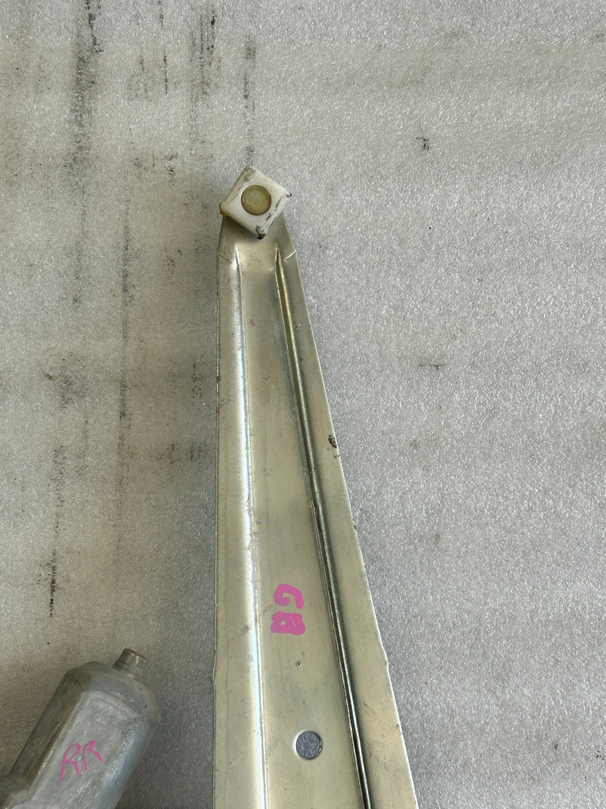 2003-2009 Toyota 4Runner Rear Right Power Window Regulator Motor OEM 85720-35140