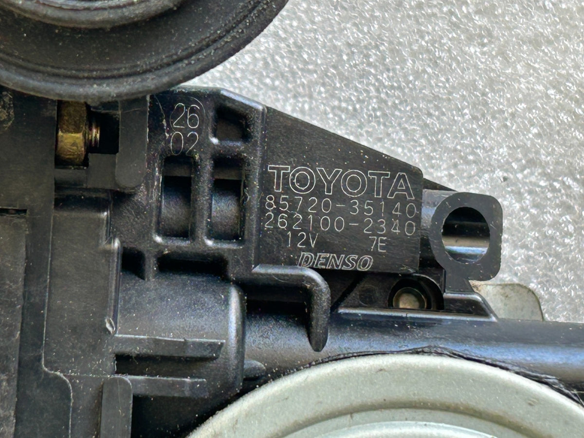 2003-2009 Toyota 4Runner Rear Right Power Window Regulator Motor OEM 85720-35140