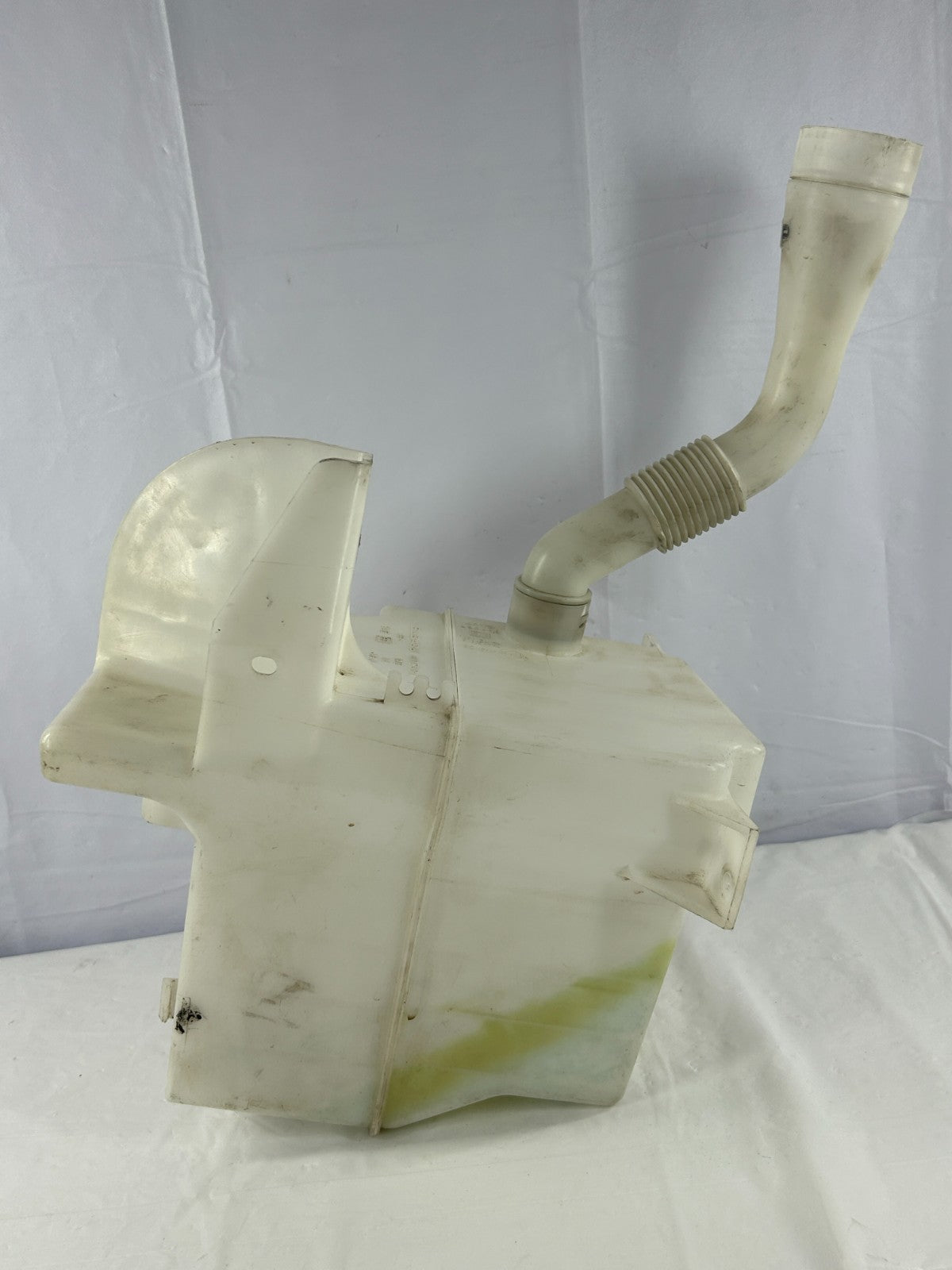2007 Subaru Impreza WRX Wagon Windshield Washer Reservoir Tank OEM E13000057