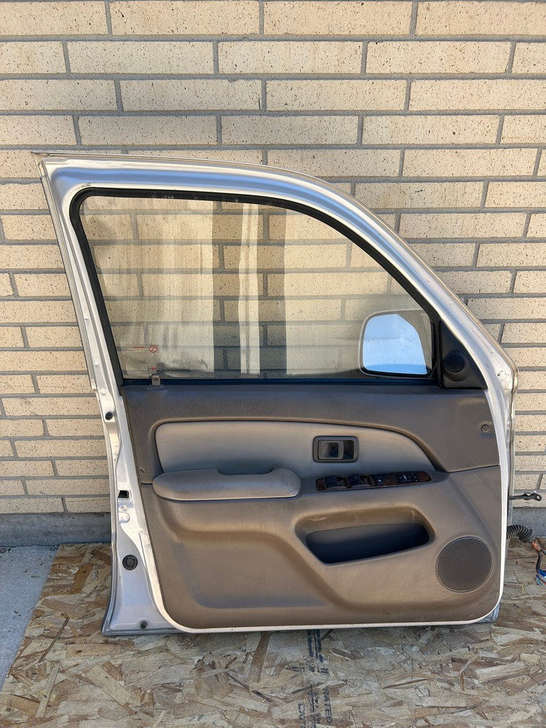 1996-1998 Toyota 4Runner Limited Front Left Driver Door Complete OEM 6700235340